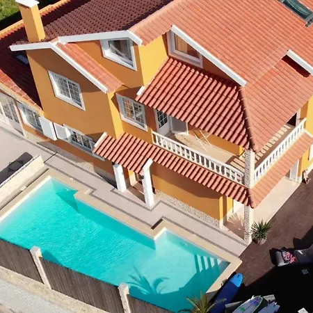 Tika Surf Camp Ericeira Carvoeira